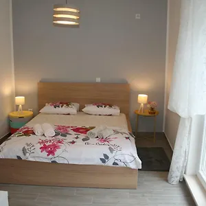 With Garden 3*, Split Croatie